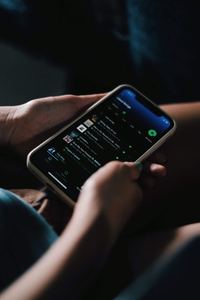 How to save money on mobile phone bills